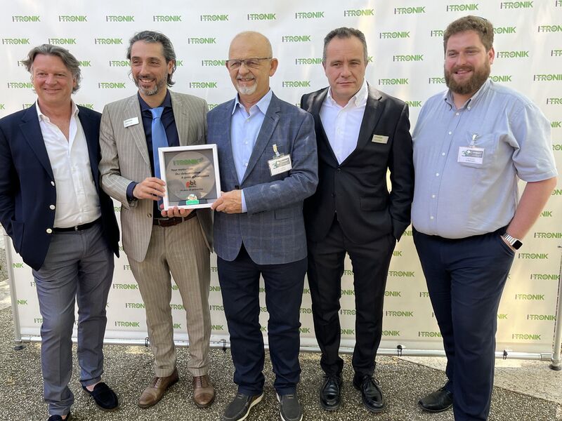 SPECIAL AWARD FOR COOPERATION 