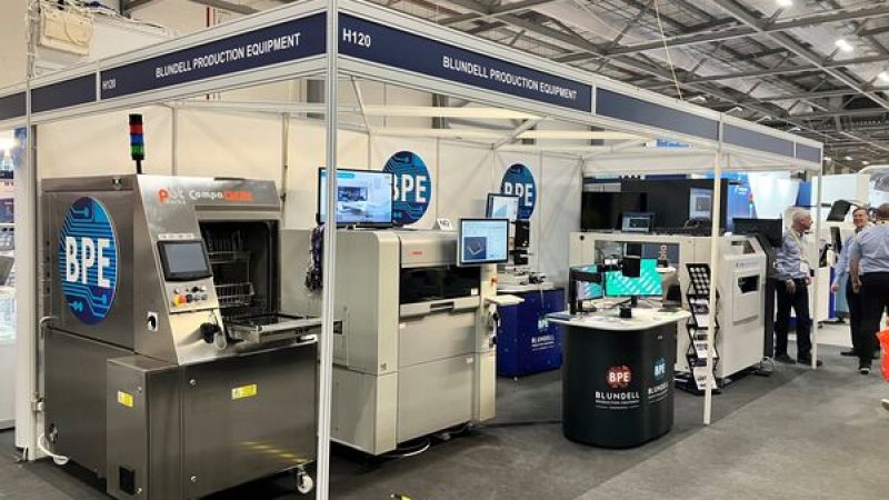 SOUTHERN MANUFACTURING TRADE FAIR IN FARNBOROUGH - Box